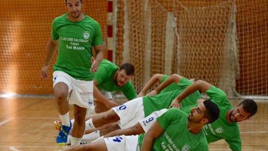 Entrenamiento del Cisne en el CGTD. // Gustavo Santos