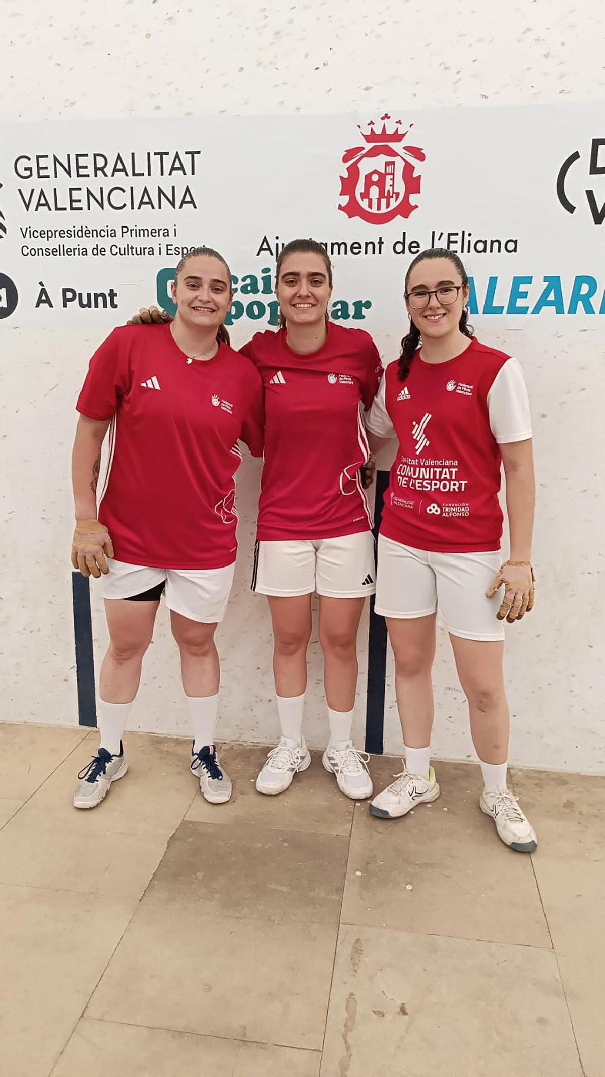 Ana, Mireia i Ángela.