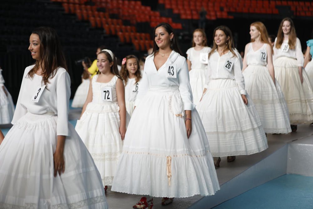 Ensayo de las candidatas a fallera mayor 2019 en la Fonteta