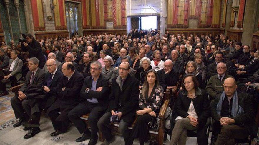 Un canto a la vida en el adiós a Joan Barril