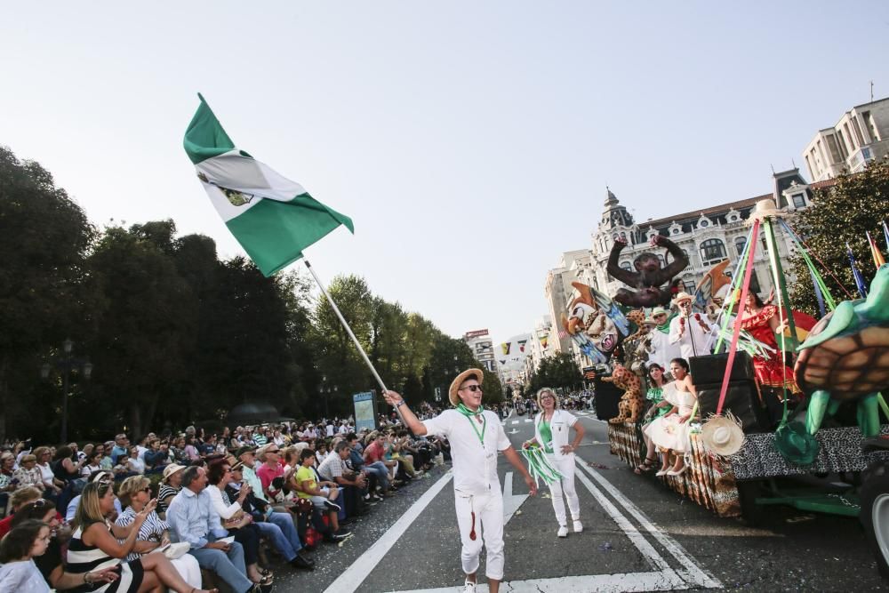 Desfile del Día de América en Asturias