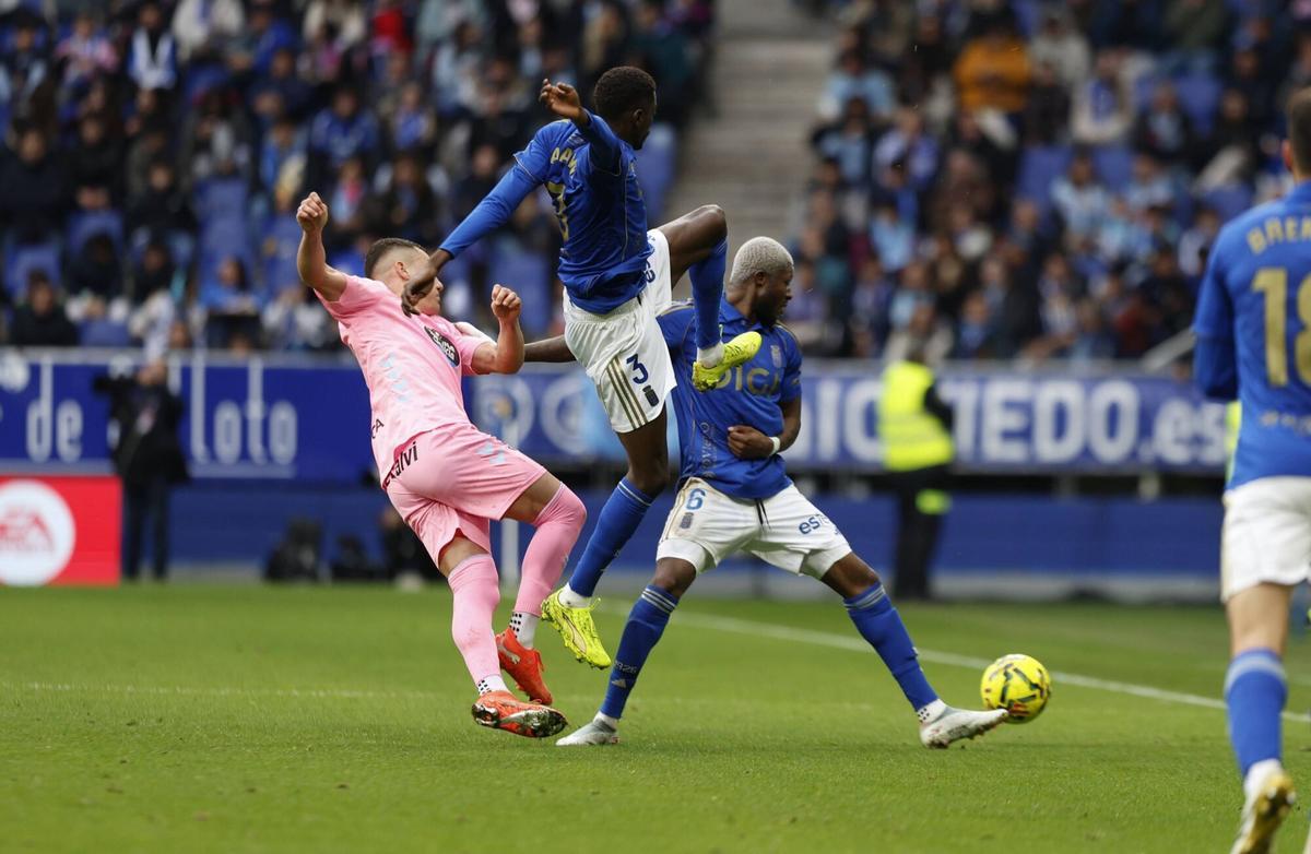 EN IMÁGENES: Así ha sido el encuentro entre el Real Oviedo y el Celta de Vigo
