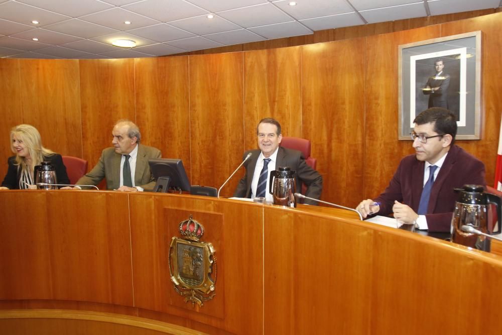El pleno de Vigo insta a la Xunta a recuperar el R