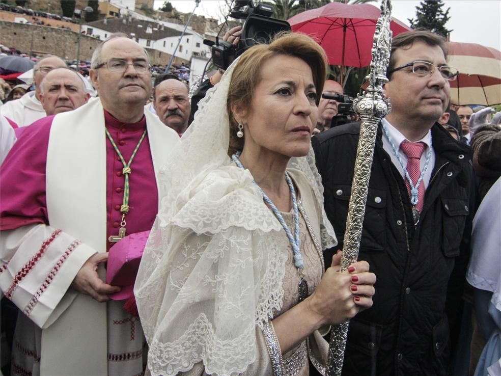 La bajada de la patrona de Cáceres en imágenes