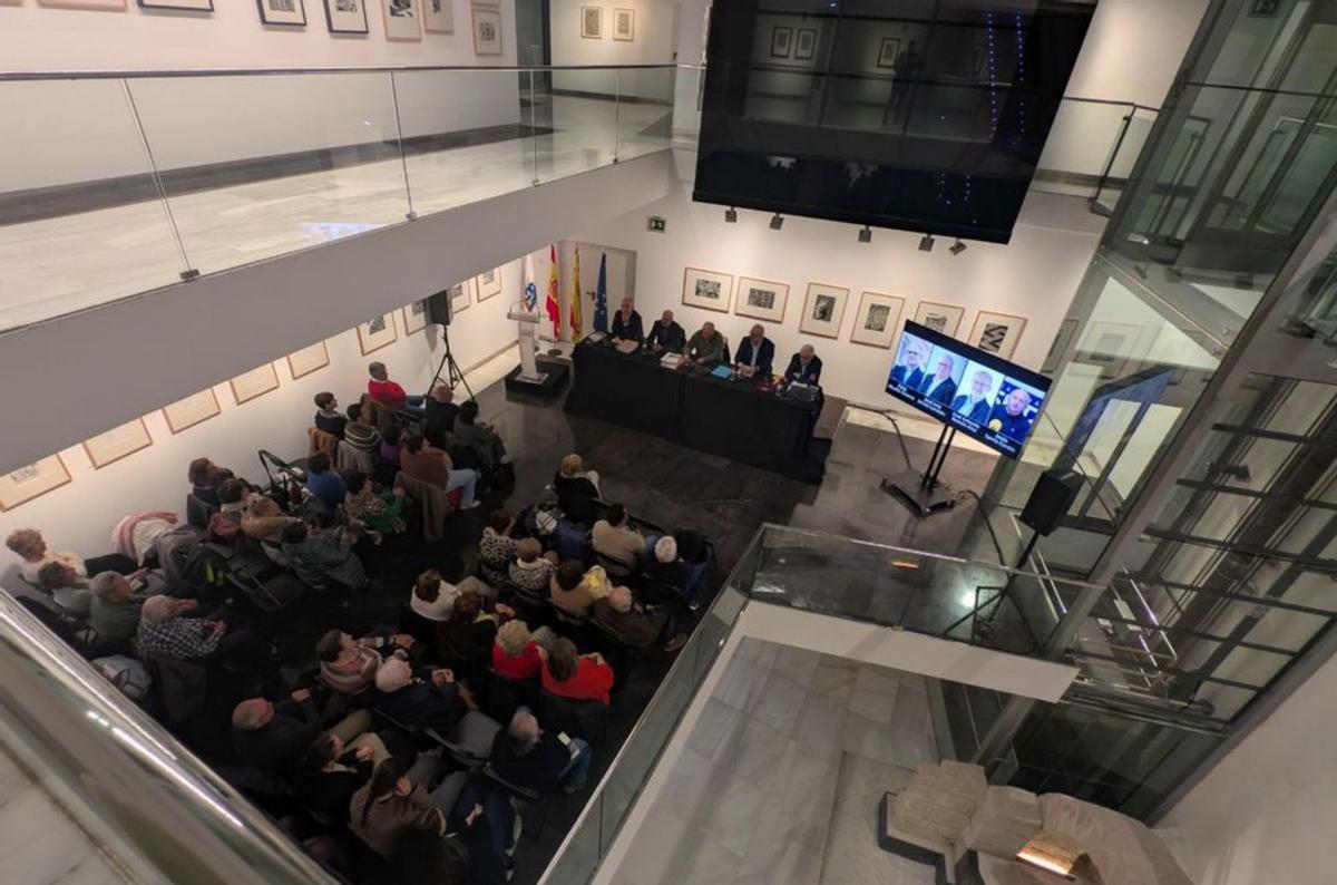 Carnicer, Abadía, Remón, Ladrero, Lázaro, Sarría y Jericó, en la presentación.  | SERVICIO ESPECIAL