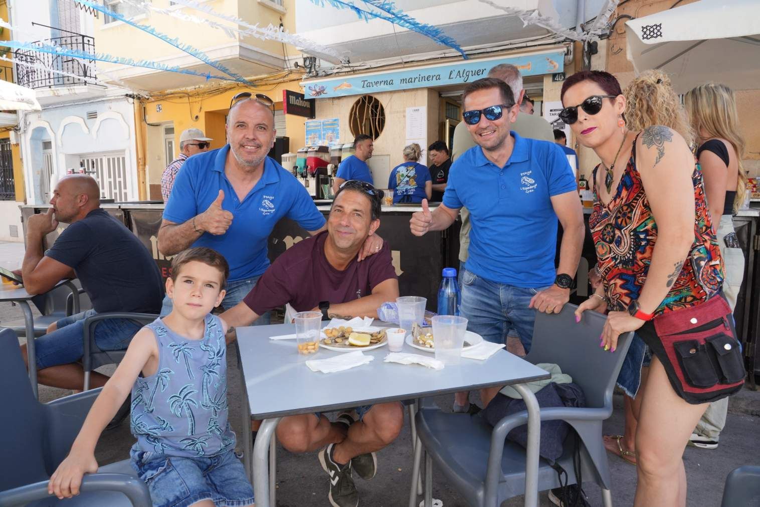 El Grau da inicio a las fiestas de Sant Pere con pólvora, bous y música