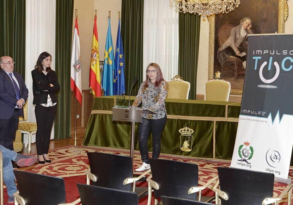 Por la izquierda, García Fanjul, Ana Braña y Aurora Barrero, en la presentación de la Semana.