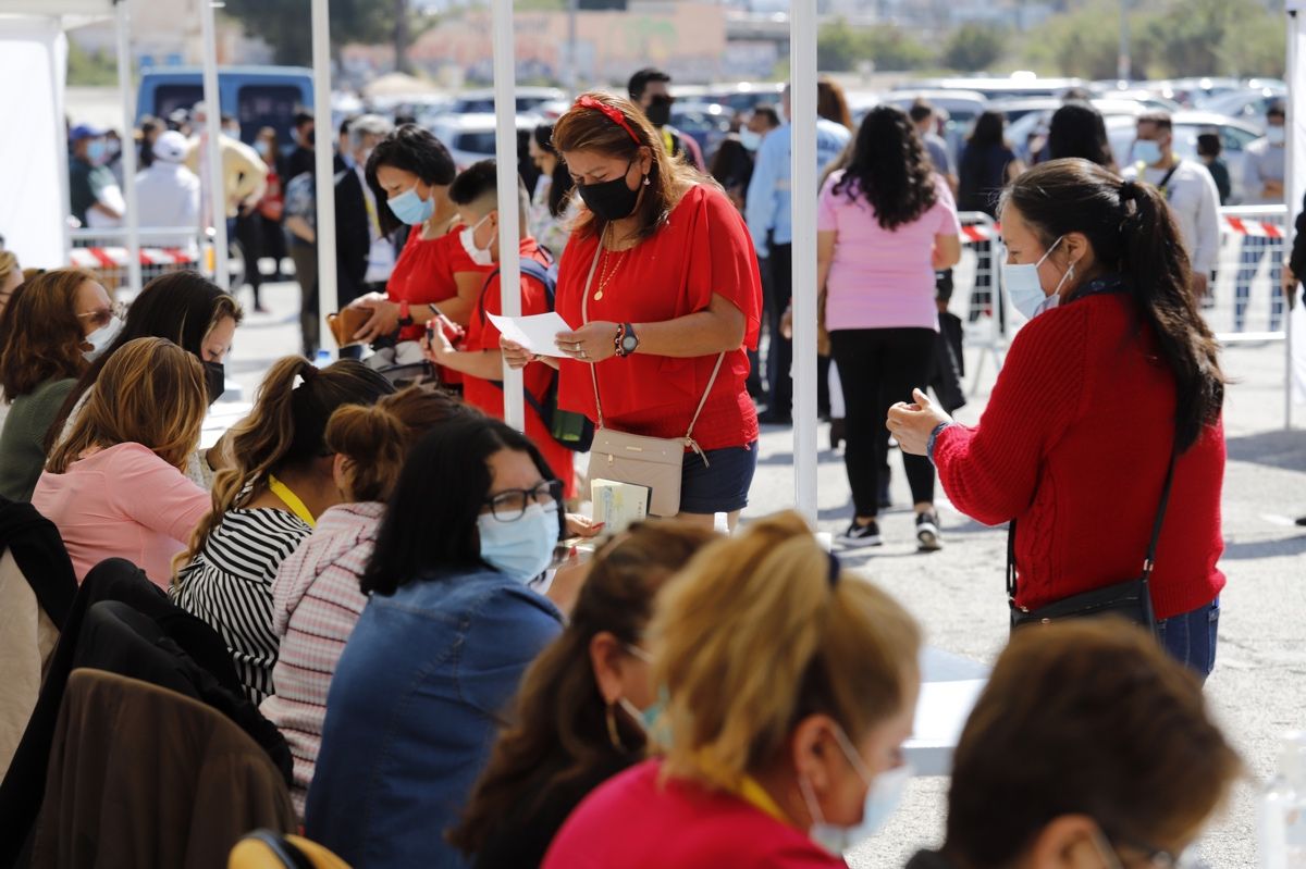 Los ecuatorianos residentes en la Región votan en las elecciones de su país