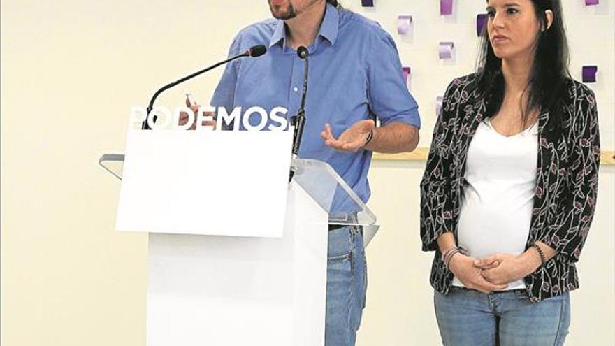 Iglesias y Montero ponen a debate sus cargos por su chalet