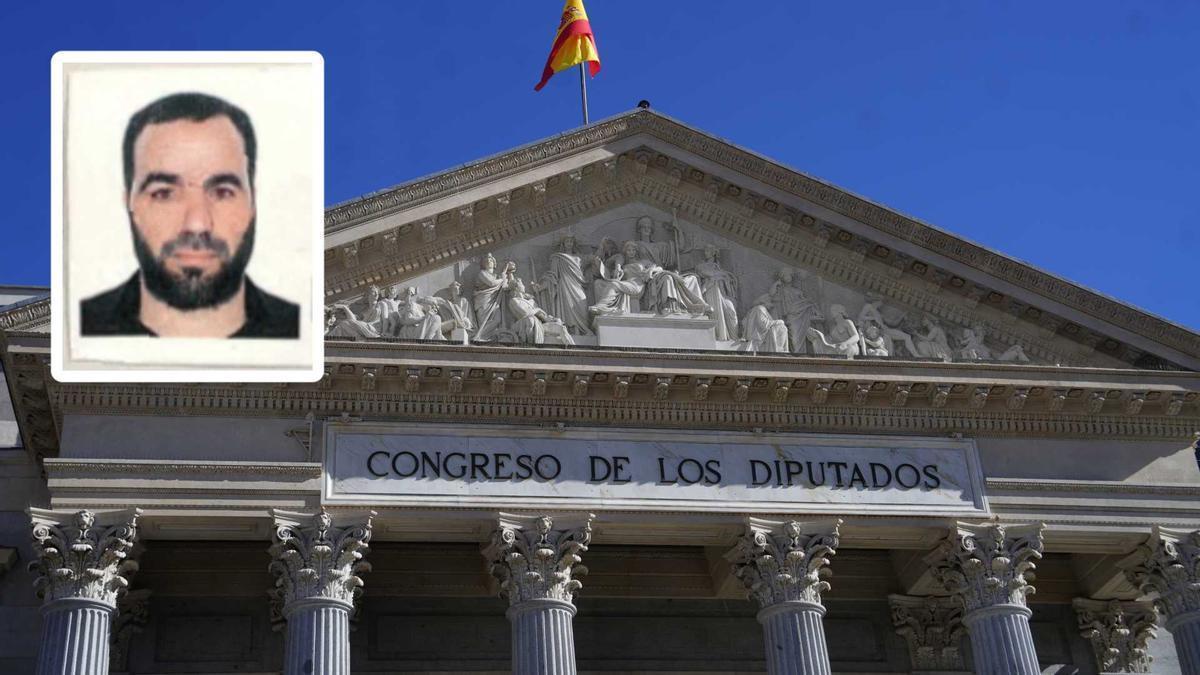 Abdelbaki Es Satty, a l'esquerra; amb una imatge del Congrés dels Diputats.