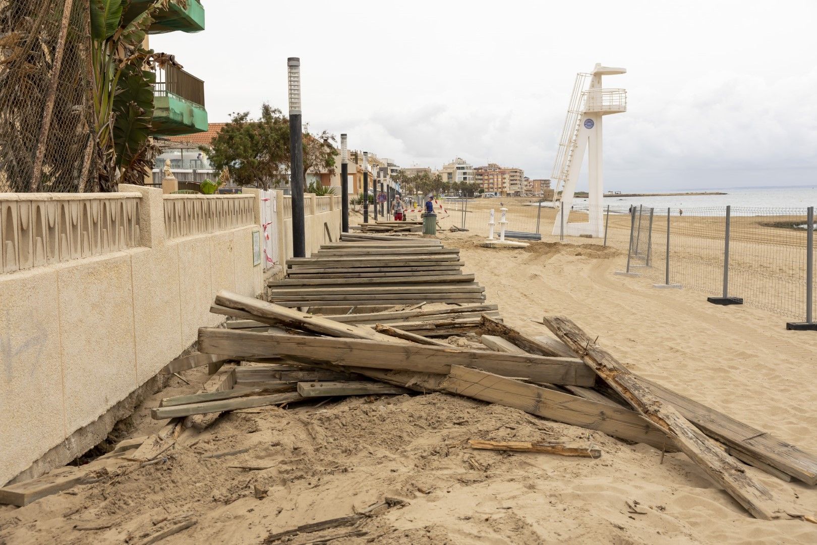 Inicio de las obras de renovación de la senda peatonal de La Mata con un presupuesto de casi 4 millones de euros