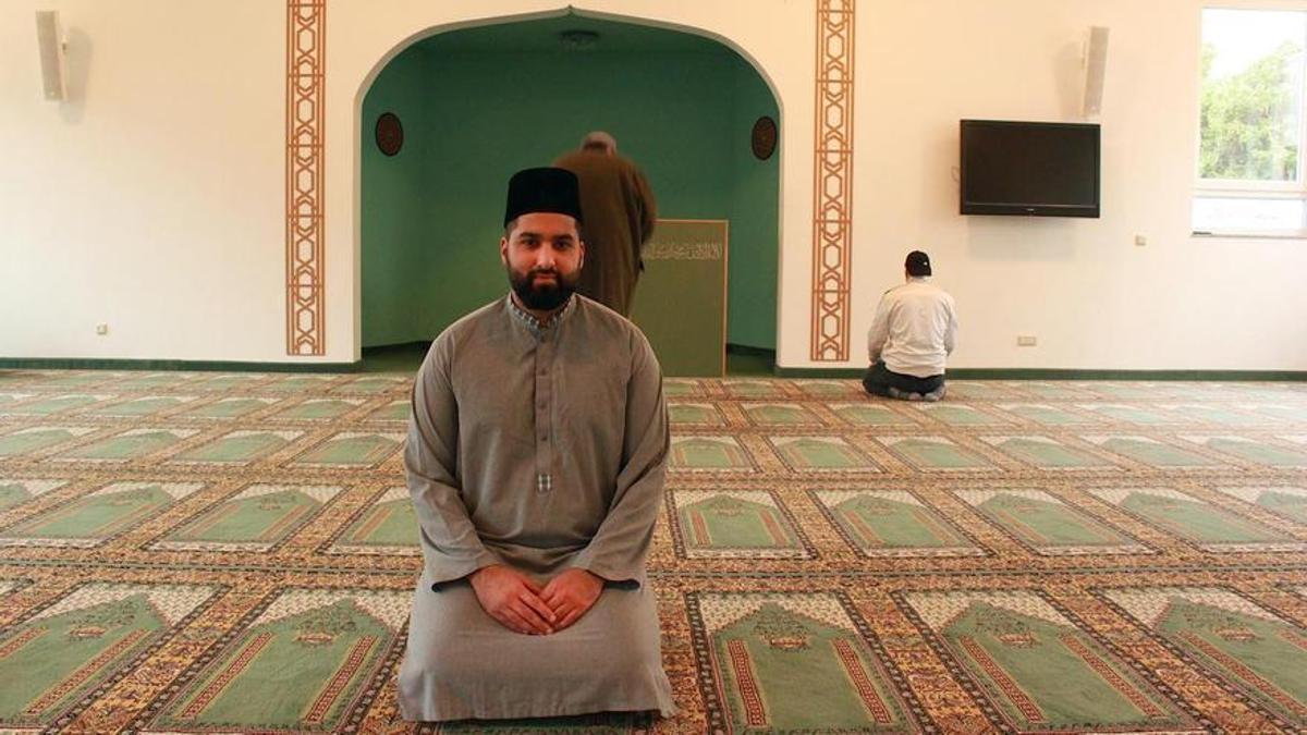 Scharjil Ahmad Khalid, en la mezquita en Berlín.