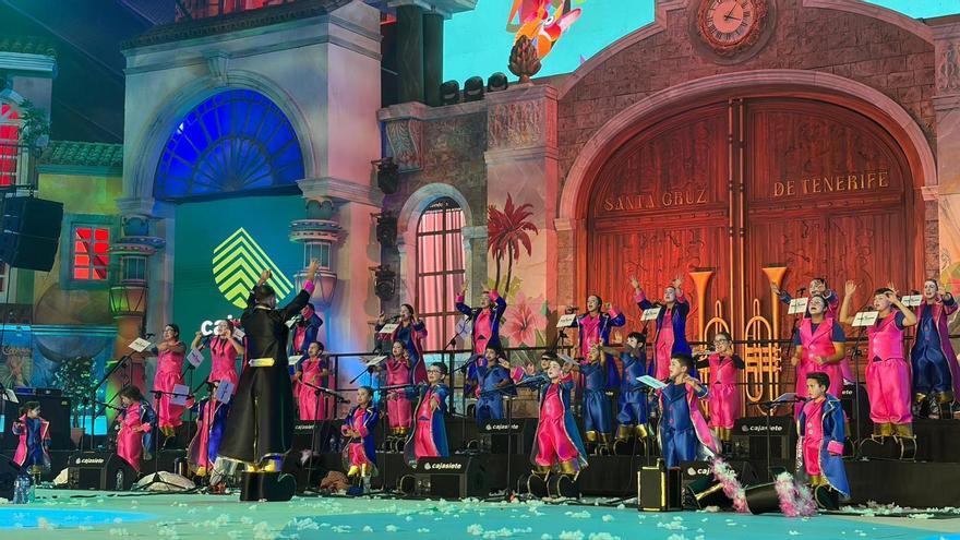 Disimulados sobre el escenario