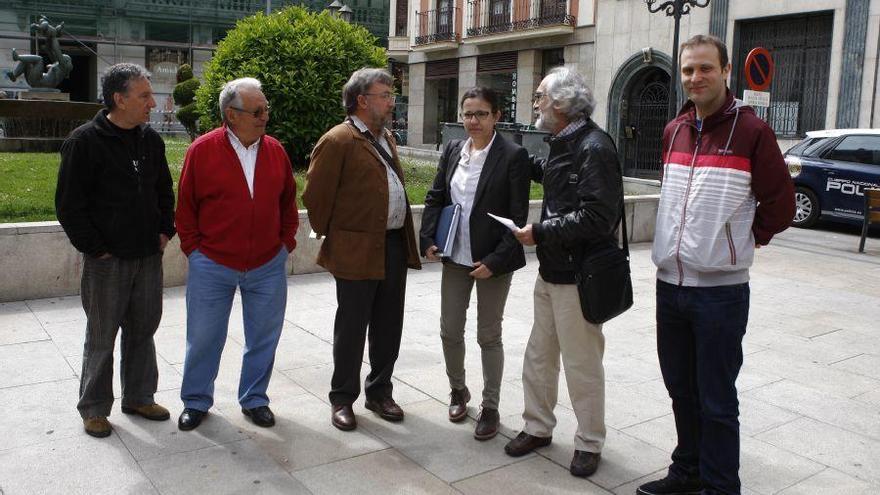 Unidos Podemos presenta sus listas en la Junta Electoral