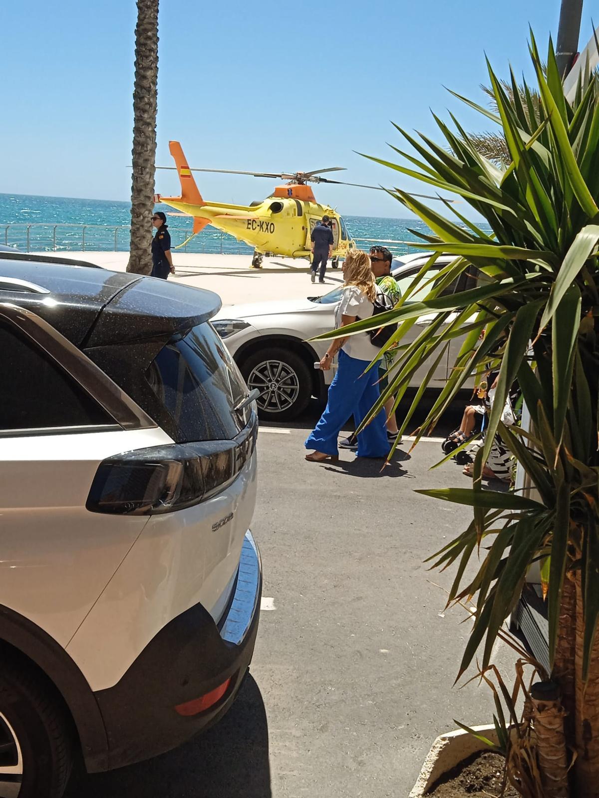Uno de los heridos graves fue trasladado desde el mirador del Tintero en la playa del Cura