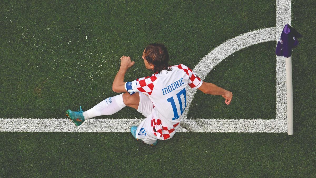 Trató de rebelarse Luka Modric con su golpeo magistral,