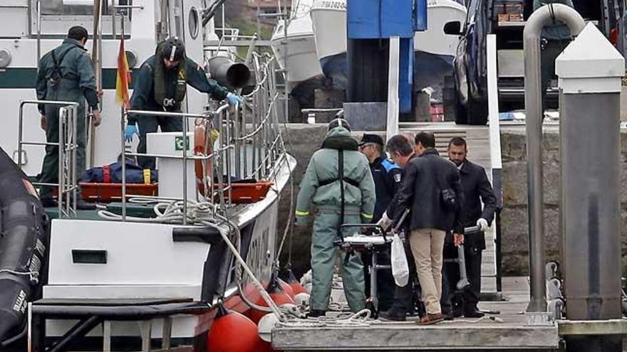 El cadáver aparecido en Baiona llevaba una saqueta de red para percebe