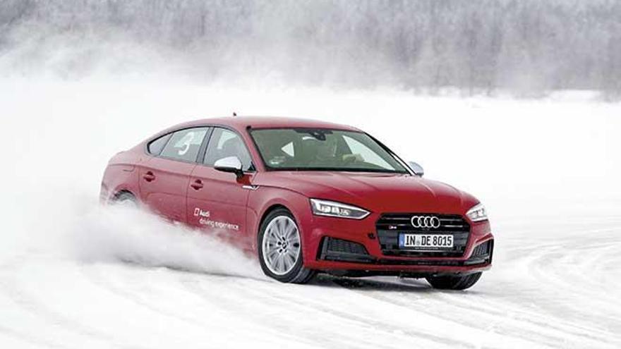 La Audi Winter Driving Experience recurre a los espectaculares S5.