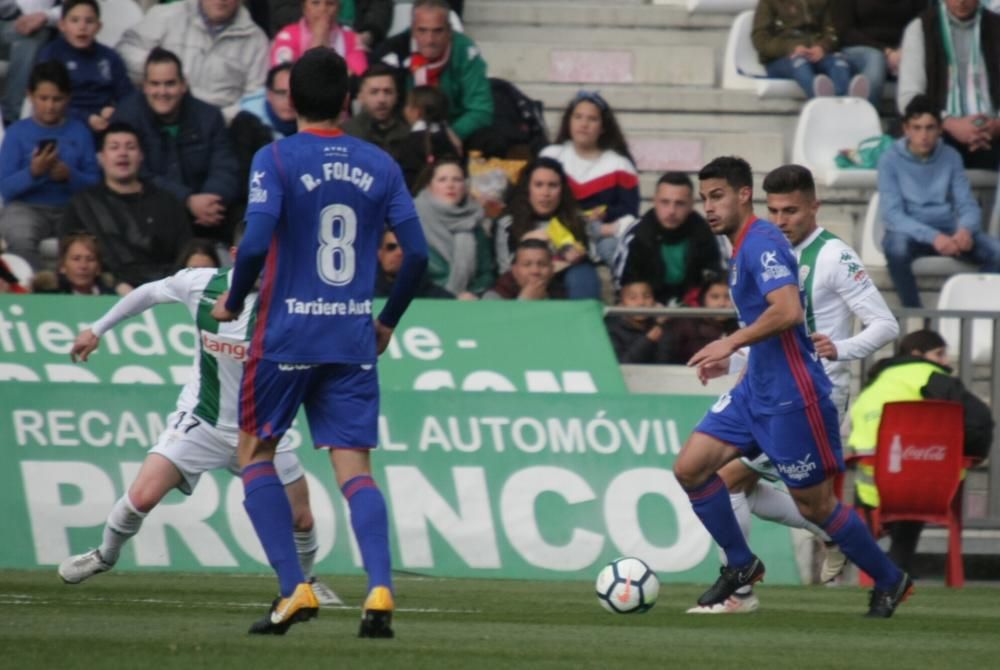 El partido entre el Córdoba y el Oviedo, en imágenes