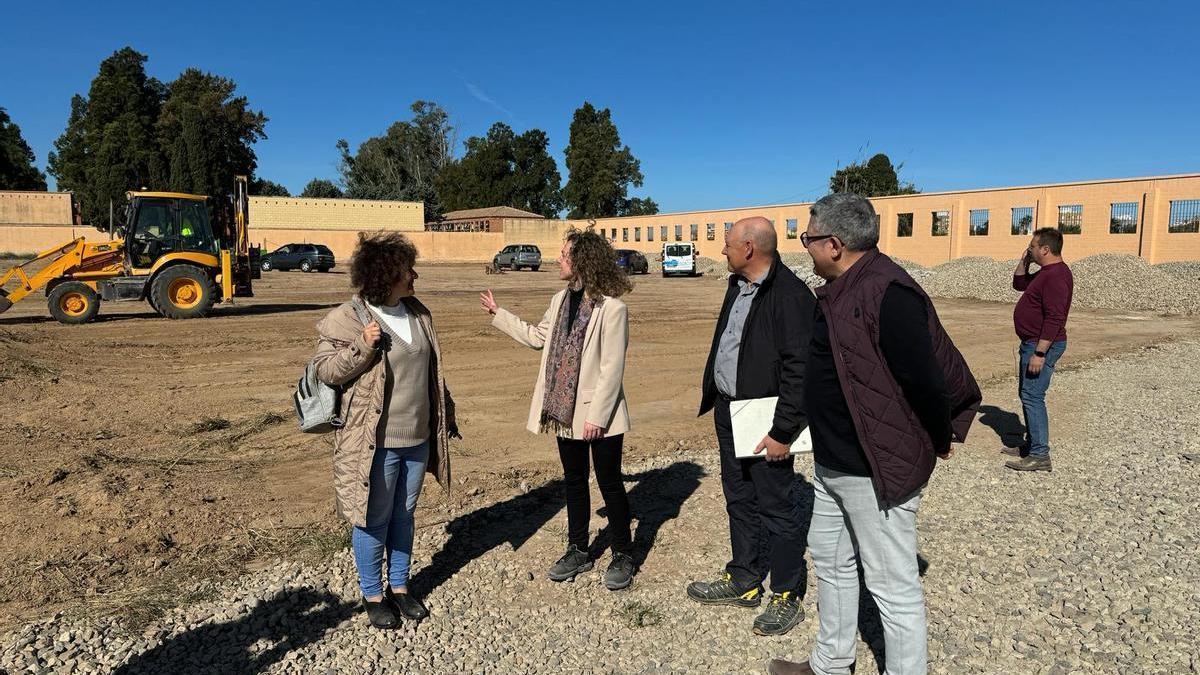 Los concejales y los técnicos, en la visita a las obras.