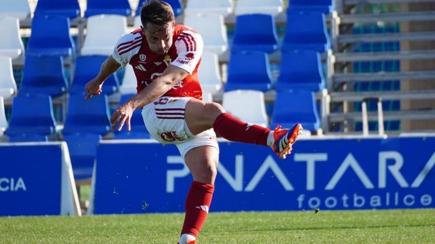 El Real Murcia, ante otro plan de emergencia para el centro del campo