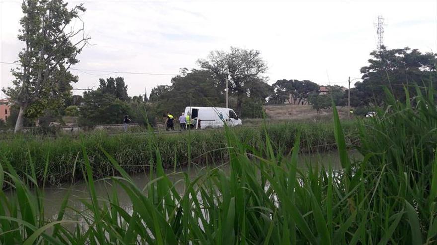 Rescatado del canal un pescador muerto