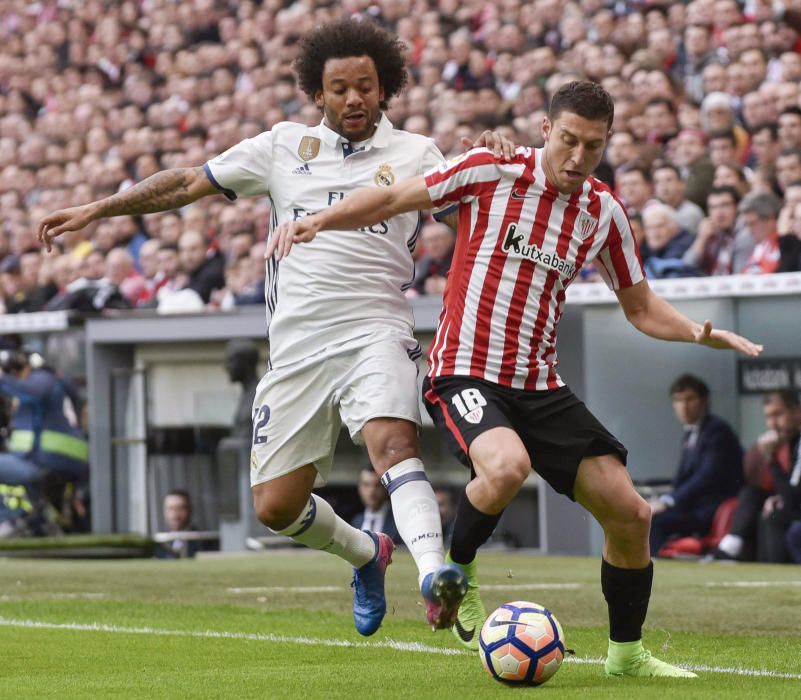 Las mejores imágenes del partido entre el Athletic y el Real Madrid en San Mamés.