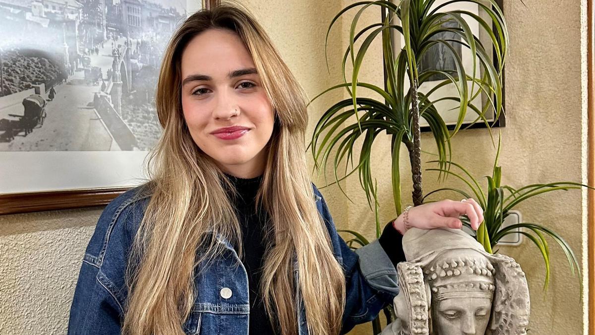 La próxima Dama Viviente, Daniela Díaz Martínez