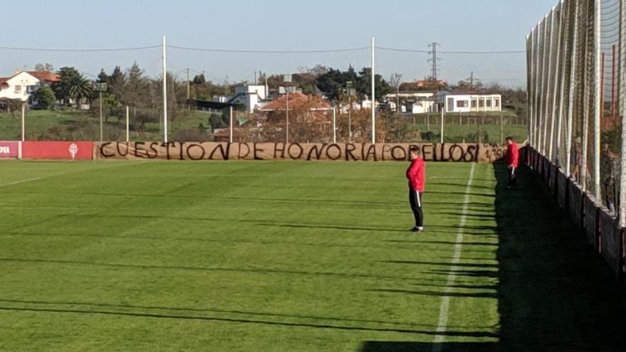 &quot;Sólo los que sentimos tu escudo te devolveremos a la gloria&quot;