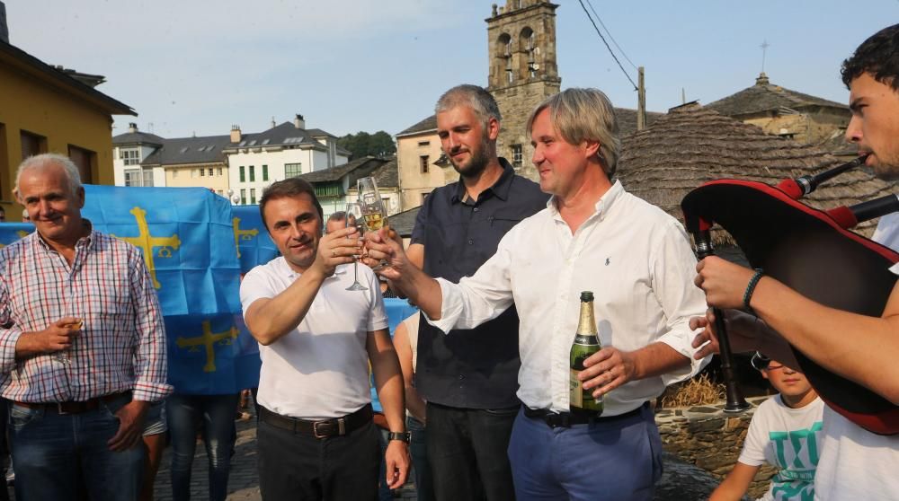 Celebración en Los Oscos del premio "Pueblo ejemplar de Asturias" 2016