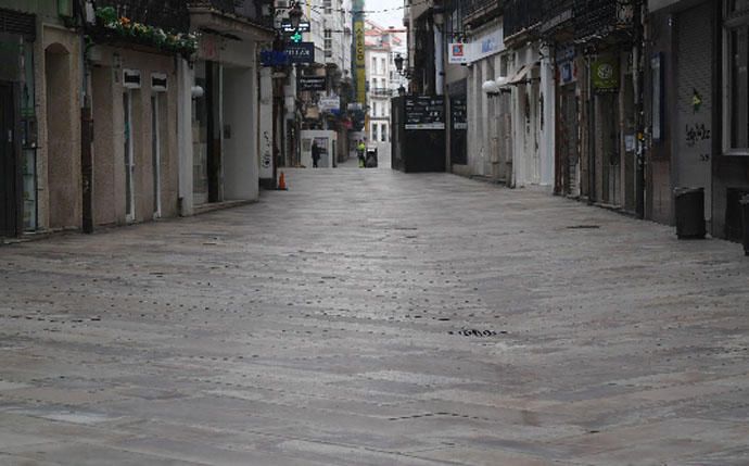 Calles vacías en A Coruña el Día del Padre