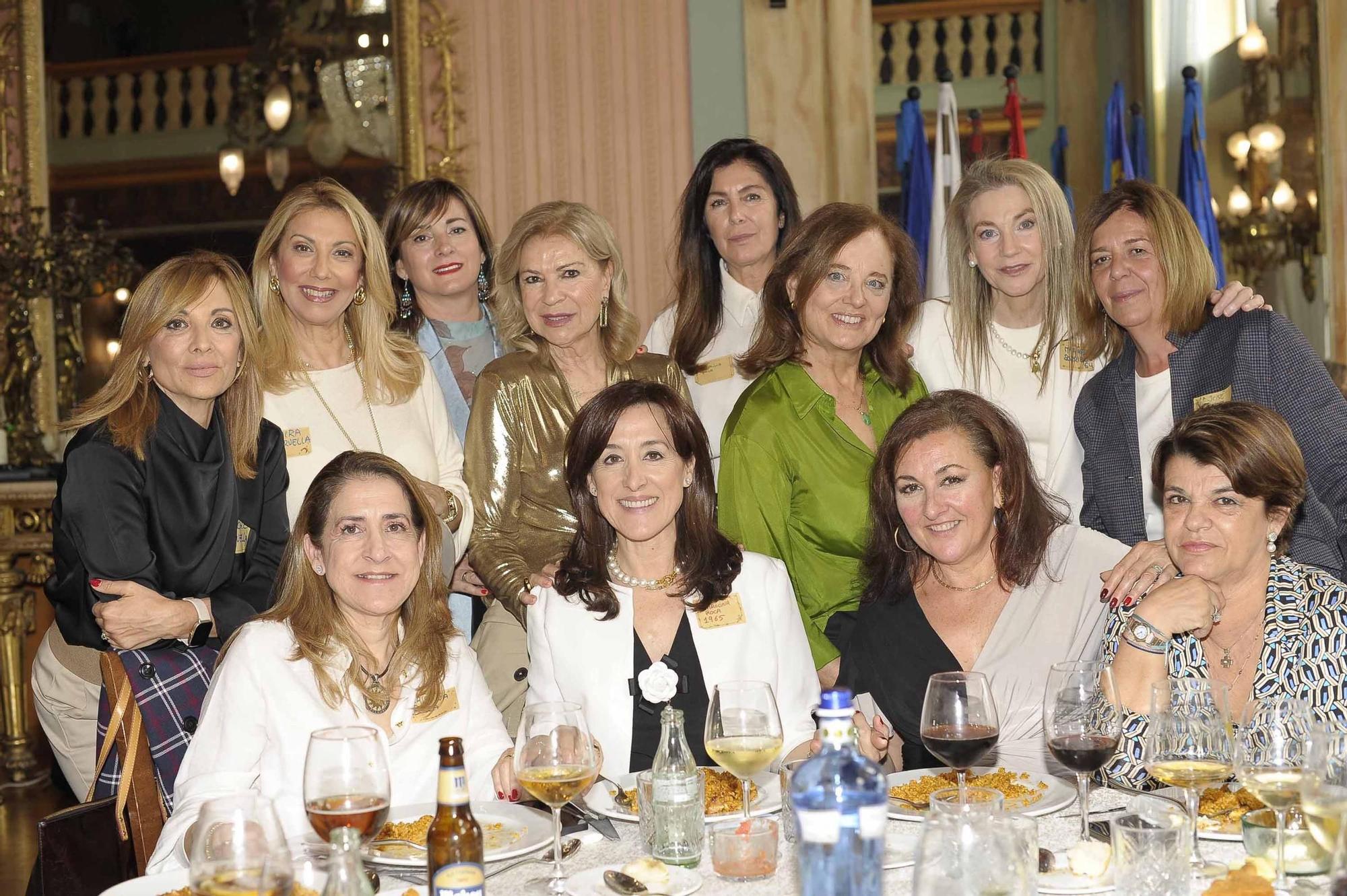 Intensa jornada de reencuentro de las antiguas alumnas de colegio Josefinas de Alicante