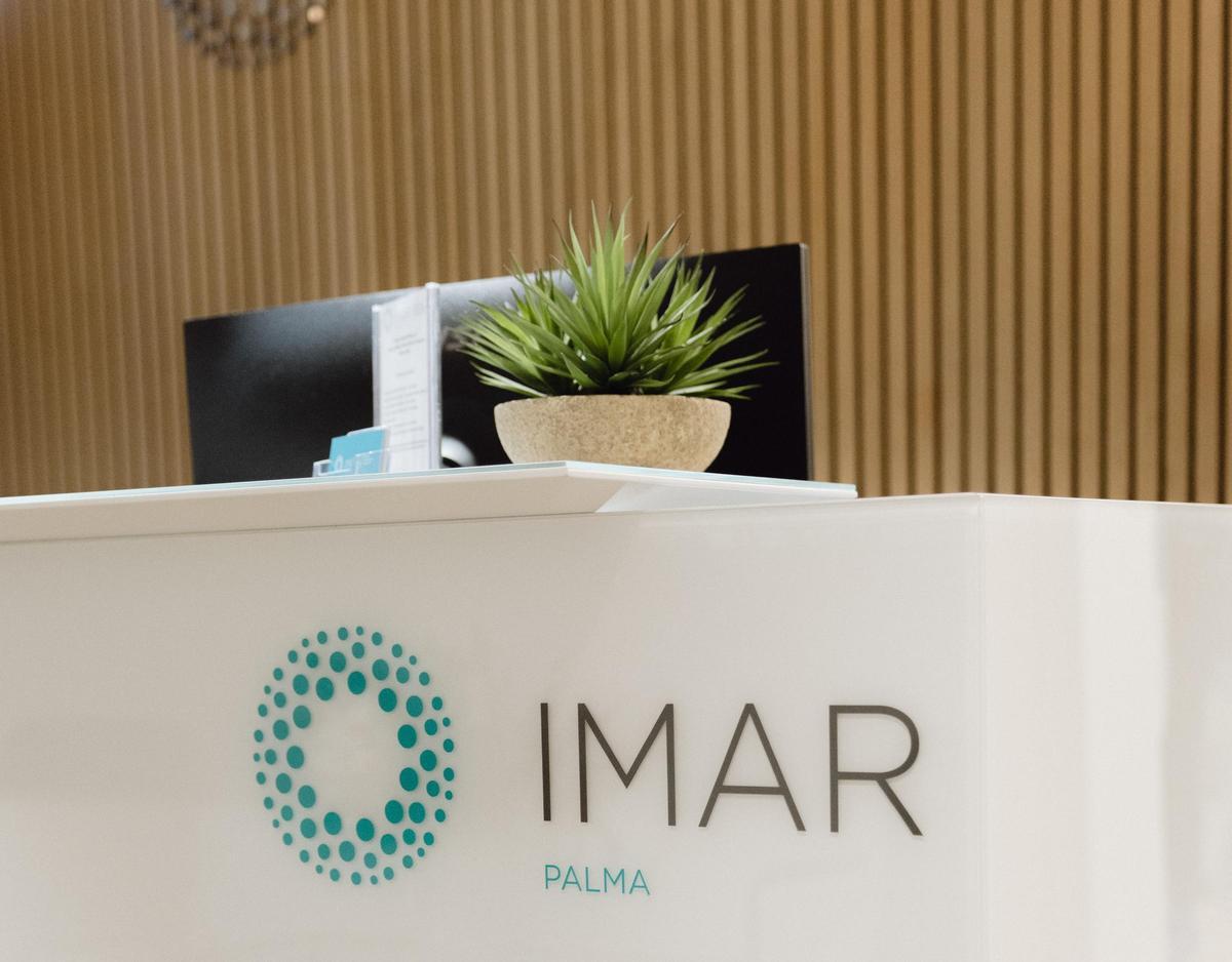 Rezeption im Eingangsbereich von IMAR in Palma