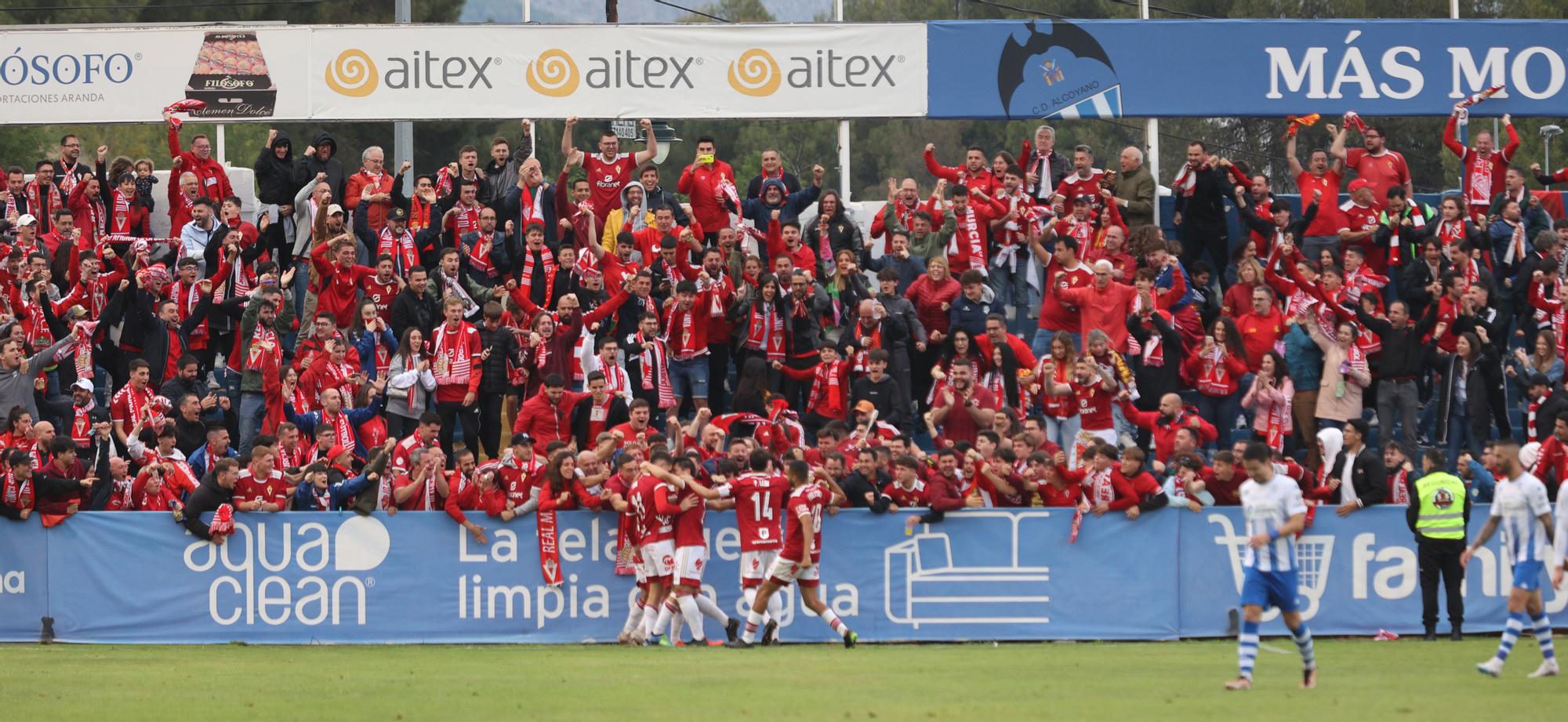 El Alcoyano se salva pese a su derrota con el Murcia