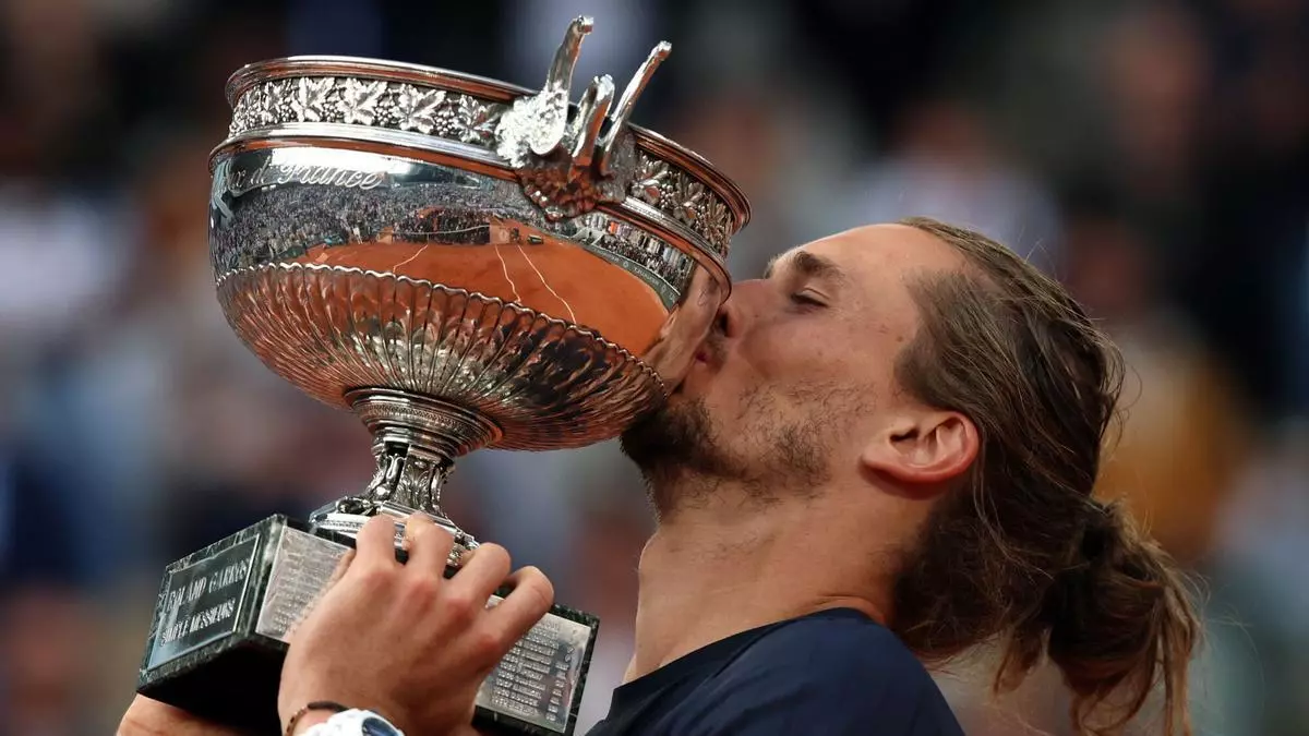 Zverev derriba su gran barrera y los fantasmas para reinar en Roland Garros