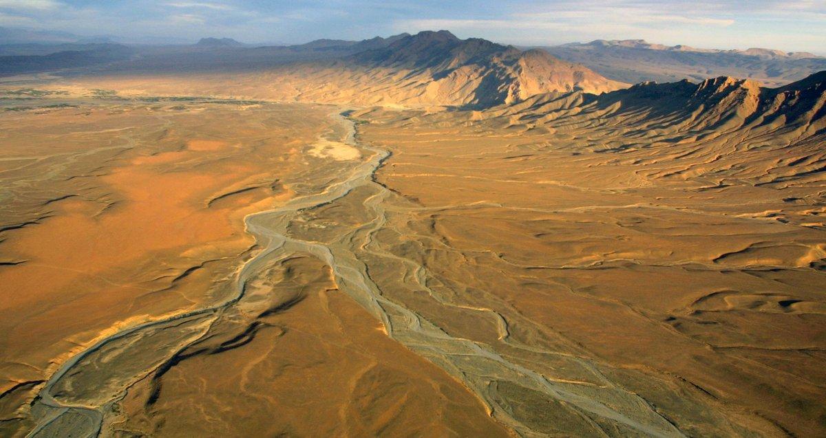 DAK26 - 20010104 - ER RACHIDIA, MOROCCO : This view shows the landscape in the area of Er Rachidia prior to the fourth stage of Paris-Dakar rally 04 January 2001, between Nador and Er Rachidia in Morocco. The Polisario Front, seeking independence for Moroccan-ruled Western Sahara, stepped up a threat today to use weapons against the Paris-Dakar rally passing through the disputed territory this weekend. EPA PHOTO AFP/PATRICK HERTZOG
