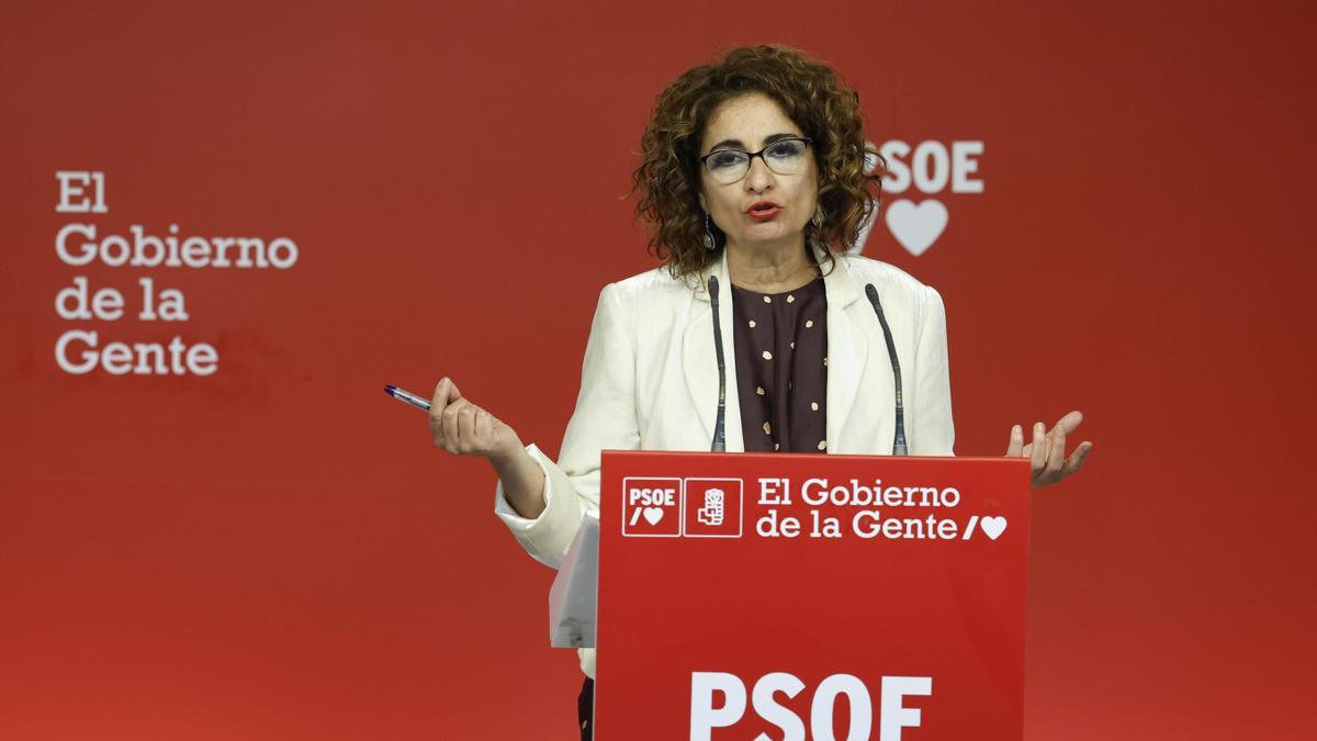 María Jesús Montero durante una rueda de prensa del PSOE.