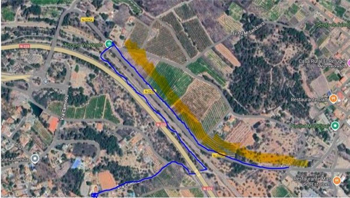 Zona azul conexión pueblo y urbanización y el naranja, el nuevo paseo