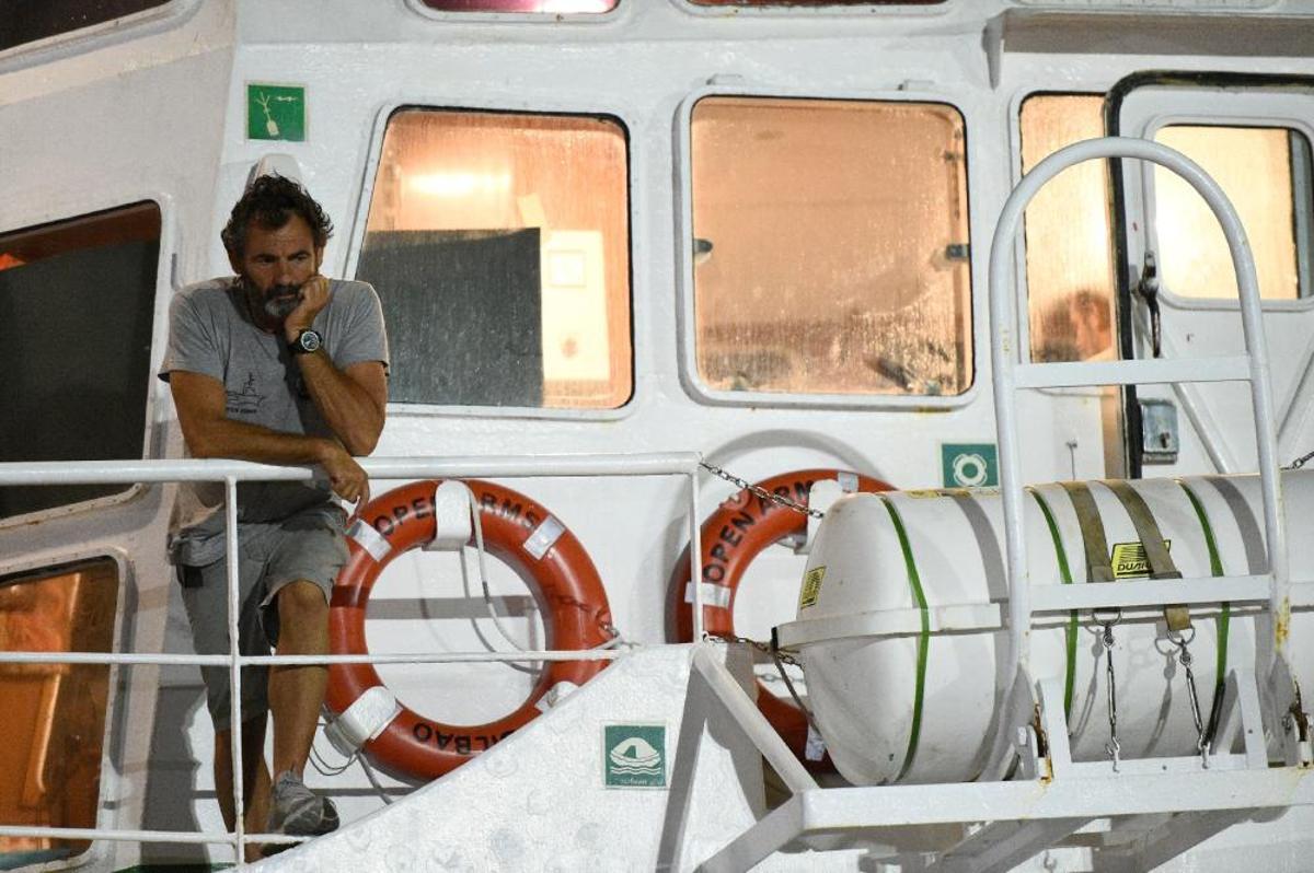 L'Open Arms desembarca a Lampedusa els darrers 83 migrants a bord L'Open Arms desembarca a Lampedusa els darrers 83 migrants a bord
