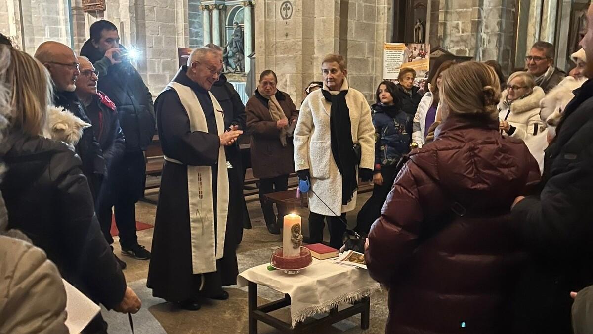 Un momento de la celebración de esta tarde en la Iglesia de San Francisco