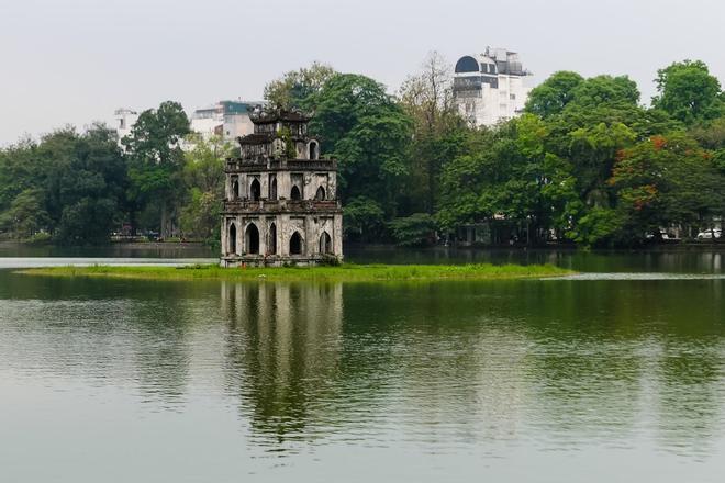 Hanoi, Vietnam, Hoan Kiem Lago