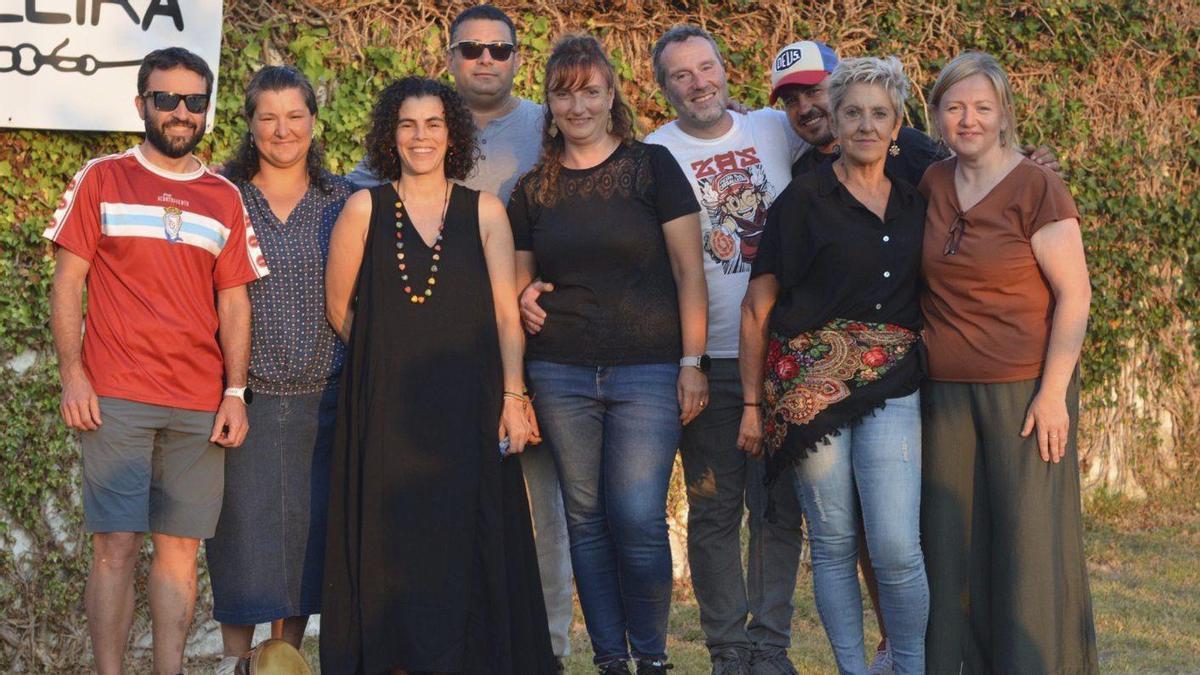 Los impulsores de la nueva asociación etnográfica y cultural Ghramalleira de Soutomaior.