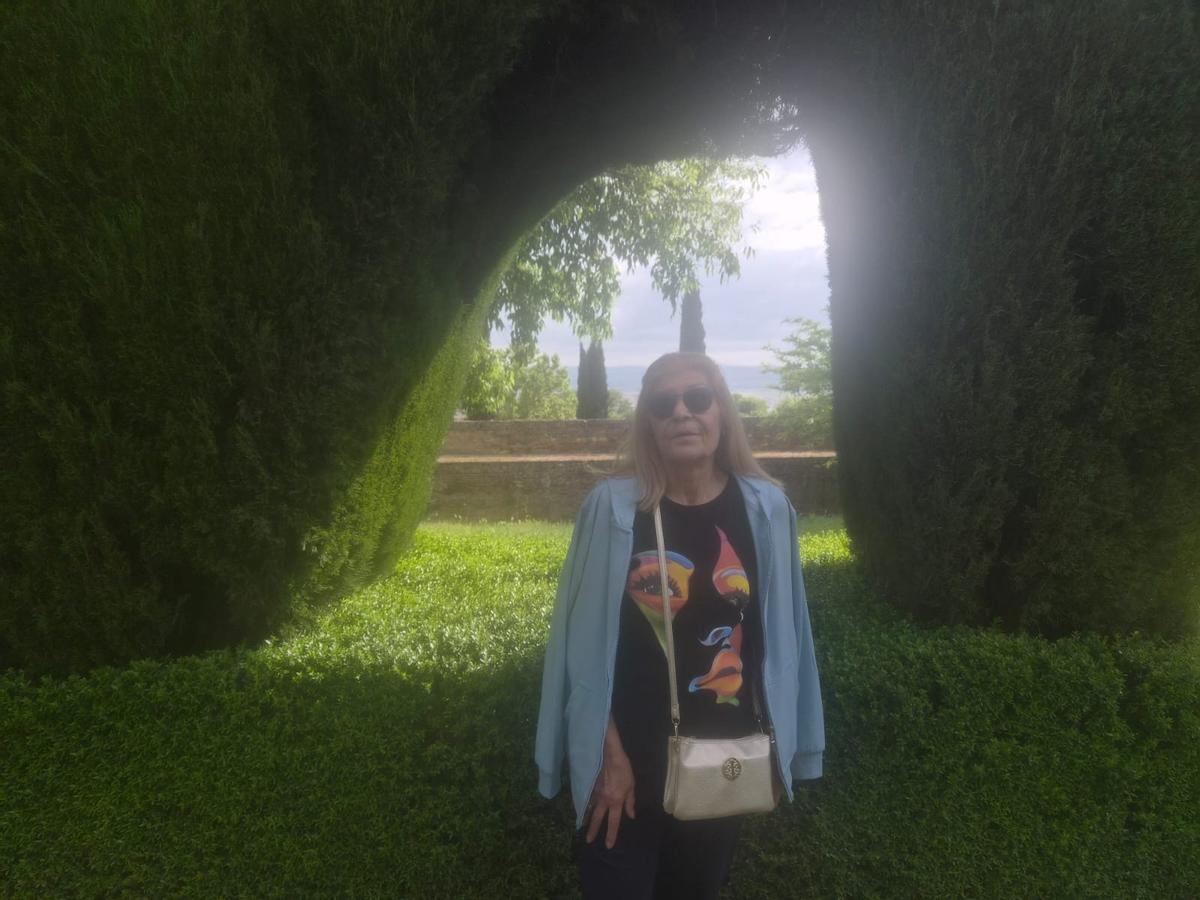 Pilar Regidor posa en una foto reciente captada en el viaje a Granada-