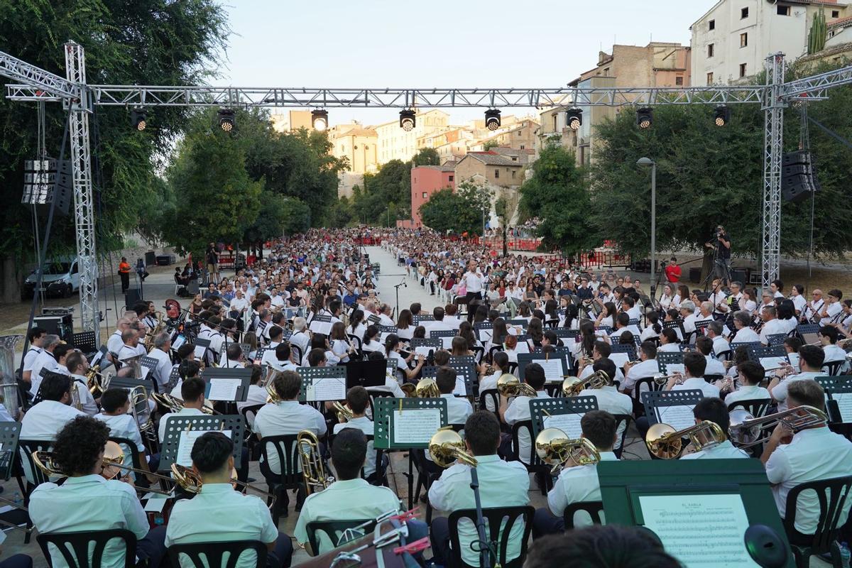 Concierto del centenario del Mestre Ferrero dentro del programa Cultura de Barri de Ontinyent.