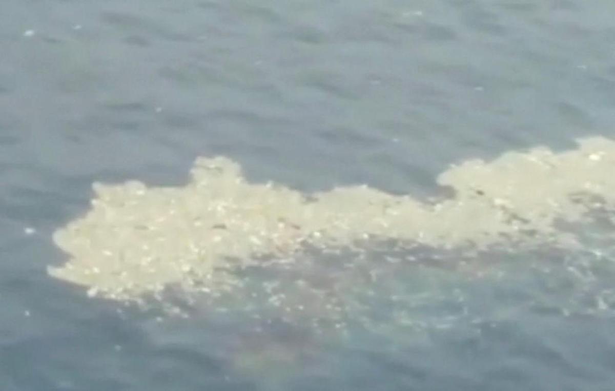 Un avió s'estavella al mar de Java a Indonèsia