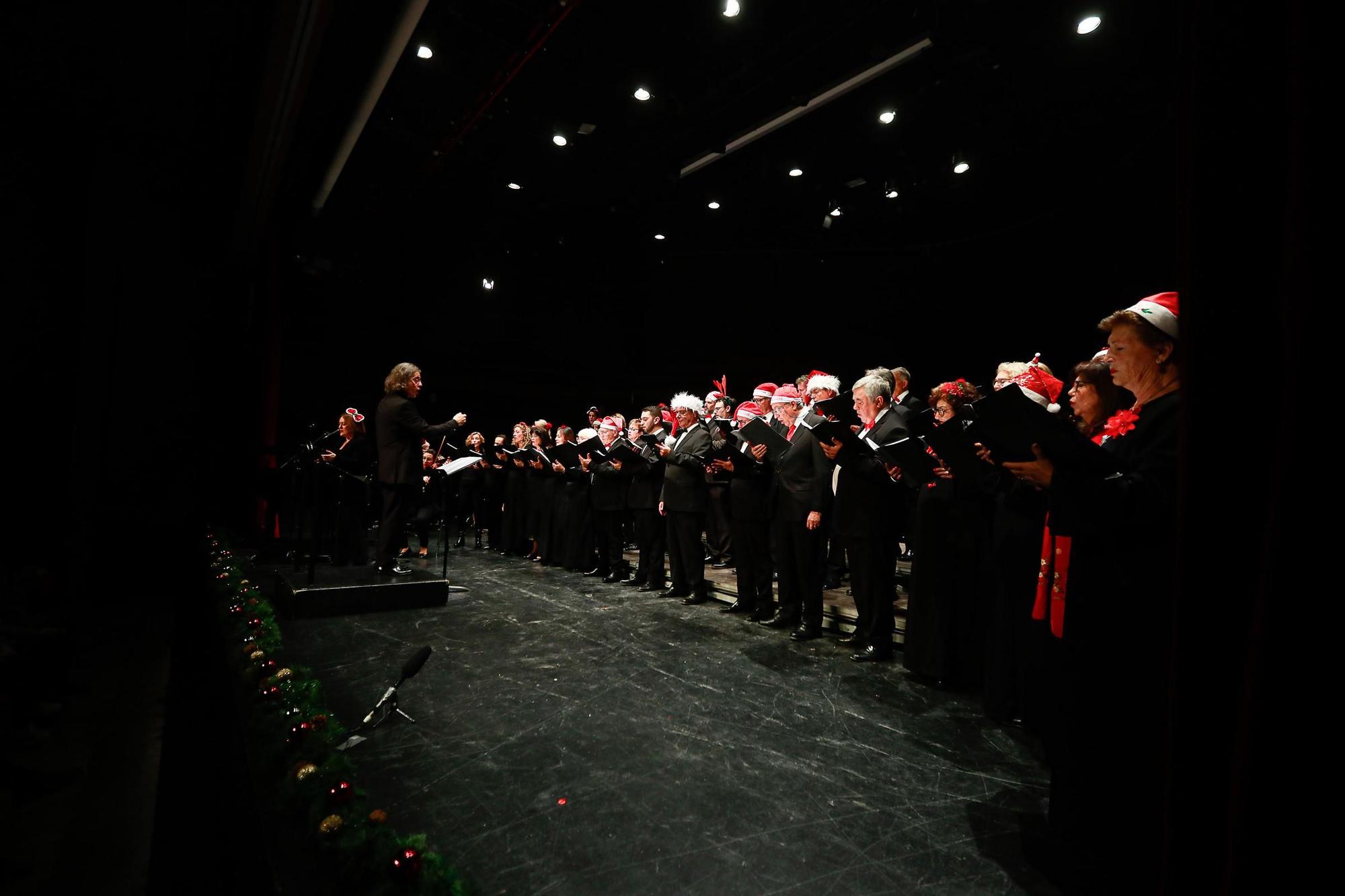 Las imágenes del concierto de Nadal del Cor y la Banda Sinfónica de Ibiza