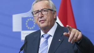HOS1 BRUSELAS (BÉLGICA), 22/06/2016.- El presidente de la Comisión Europea, Jean-Claude Juncker, ofrece una rueda de prensa sobre el brexit en Bruselas, Bélgica, hoy 22 de junio de 2016. Según los últimos informes, el 45 por ciento de los votantes británicos están a favor de la permanencia del Reino Unido en la Unión Europea, mientras el 44 por ciento está en contra. EFE/Olivier Hoslet