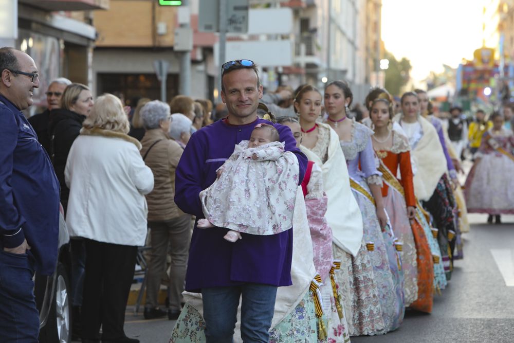 Visita de cortesía a las fallas del Port de Sagunt