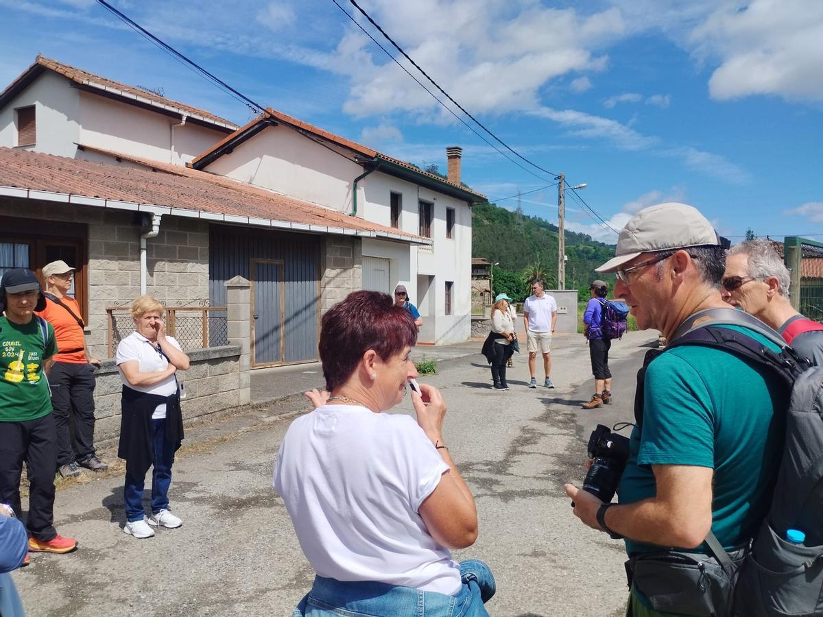 Así fue la visita a Láneo (Salas) de la Federación Nacional de Asociaciones Culturales y Recreativas de Empleados de Cajas de Ahorros