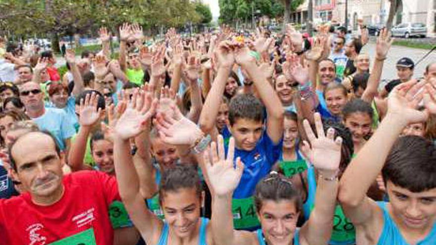 Orihuela celebra su primera carrera familiar para reivindicar la igualdad